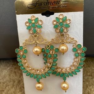 Drop green Earrings